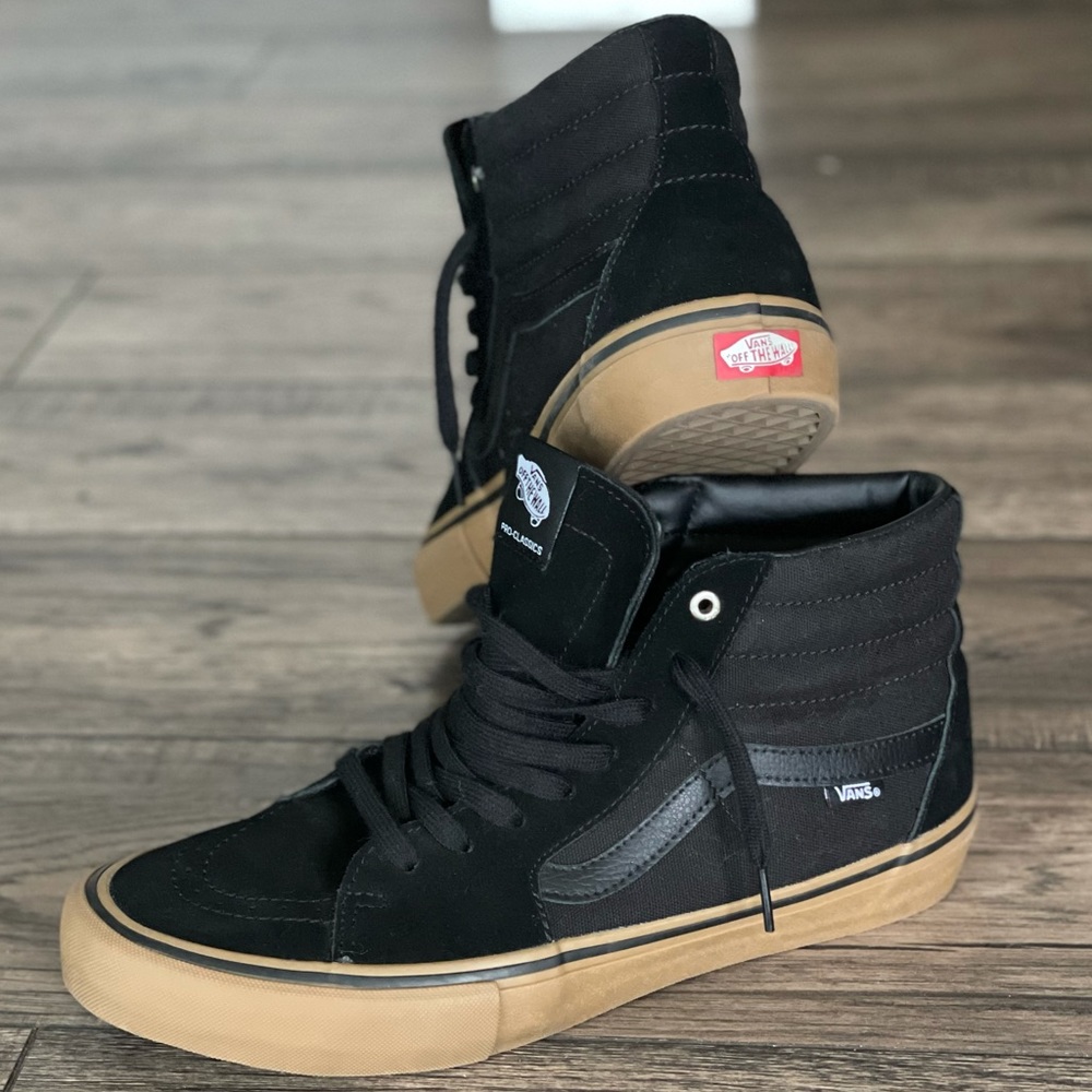Vans Sk8 Hi Pro Classics Size: 12